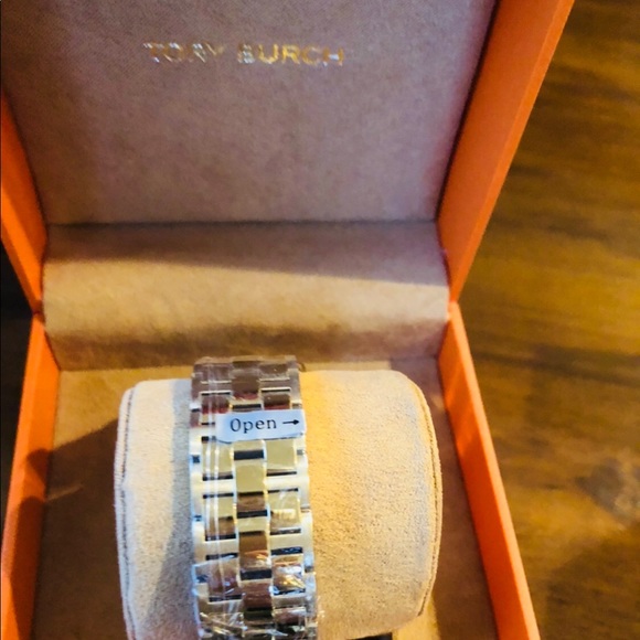 TORY WATCH - Picture 8 of 8